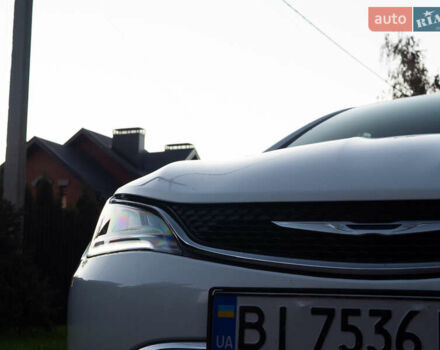 Крайслер 200 2014 у Кременчуге на Automoto.ua Білий Крайслер 200, об'ємом двигуна 2.36 л та пробігом 76 тис. км за 10600 $, фото 20 на Automoto.ua