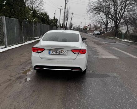 Белый Крайслер 200, объемом двигателя 2.4 л и пробегом 216 тыс. км за 8680 $, фото 4 на Automoto.ua