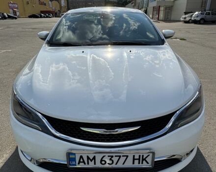 Белый Крайслер 200, объемом двигателя 2.4 л и пробегом 199 тыс. км за 8500 $, фото 13 на Automoto.ua