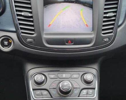 Белый Крайслер 200, объемом двигателя 2.4 л и пробегом 165 тыс. км за 9600 $, фото 26 на Automoto.ua