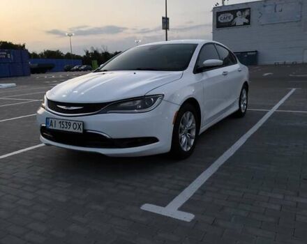 Белый Крайслер 200, объемом двигателя 2.36 л и пробегом 220 тыс. км за 9600 $, фото 3 на Automoto.ua