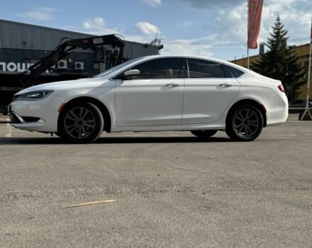 Белый Крайслер 200, объемом двигателя 2.4 л и пробегом 199 тыс. км за 8500 $, фото 10 на Automoto.ua