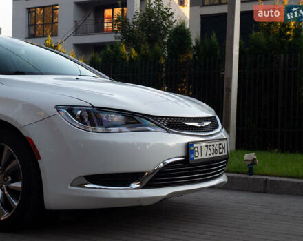 Крайслер 200 2014 у Кременчуге на Automoto.ua Білий Крайслер 200, об'ємом двигуна 2.36 л та пробігом 76 тис. км за 10600 $, фото 35 на Automoto.ua