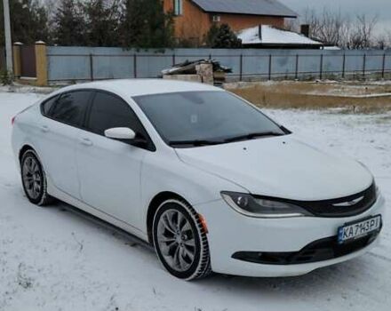 Белый Крайслер 200, объемом двигателя 2.4 л и пробегом 165 тыс. км за 9600 $, фото 16 на Automoto.ua