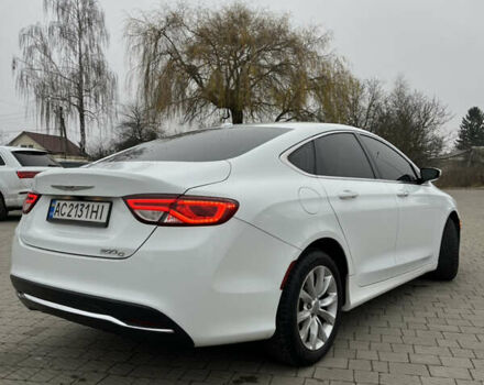 Белый Крайслер 200, объемом двигателя 2.36 л и пробегом 270 тыс. км за 8700 $, фото 7 на Automoto.ua