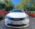 Белый Крайслер 200, объемом двигателя 2.4 л и пробегом 140 тыс. км за 10200 $, фото 3 на Automoto.ua