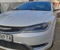 Белый Крайслер 200, объемом двигателя 2.36 л и пробегом 150 тыс. км за 8500 $, фото 1 на Automoto.ua