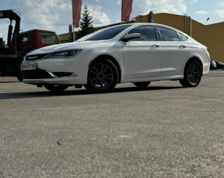 Білий Крайслер 200, об'ємом двигуна 2.36 л та пробігом 199 тис. км за 7700 $, фото 12 на Automoto.ua