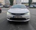 Білий Крайслер 200, об'ємом двигуна 2.36 л та пробігом 174 тис. км за 8500 $, фото 3 на Automoto.ua