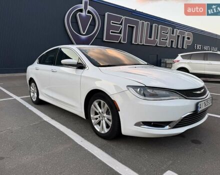 Белый Крайслер 200, объемом двигателя 3.6 л и пробегом 205 тыс. км за 12500 $, фото 15 на Automoto.ua