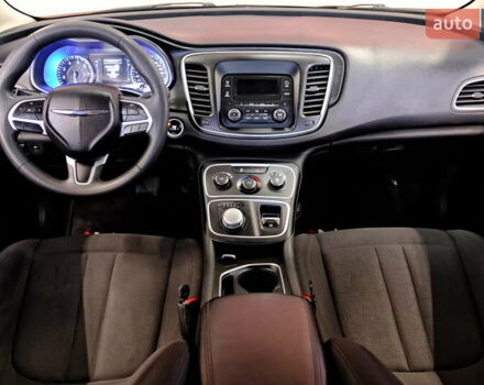 Белый Крайслер 200, объемом двигателя 2.4 л и пробегом 111 тыс. км за 8900 $, фото 40 на Automoto.ua