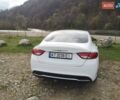 Белый Крайслер 200, объемом двигателя 2.4 л и пробегом 160 тыс. км за 10624 $, фото 2 на Automoto.ua