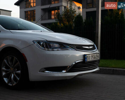Крайслер 200 2014 у Кременчуге на Automoto.ua Білий Крайслер 200, об'ємом двигуна 2.36 л та пробігом 76 тис. км за 10600 $, фото 63 на Automoto.ua