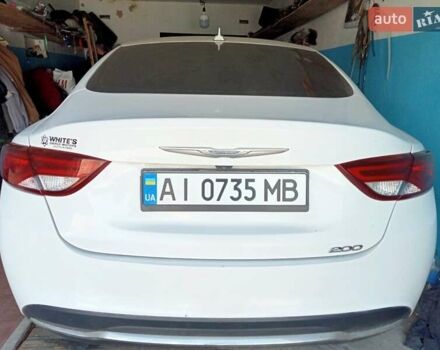 Белый Крайслер 200, объемом двигателя 2.4 л и пробегом 125 тыс. км за 11700 $, фото 7 на Automoto.ua