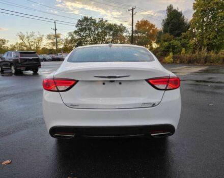 Белый Крайслер 200, объемом двигателя 3.6 л и пробегом 72 тыс. км за 6100 $, фото 6 на Automoto.ua