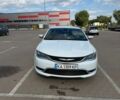 Білий Крайслер 200, об'ємом двигуна 2.36 л та пробігом 132 тис. км за 9000 $, фото 1 на Automoto.ua