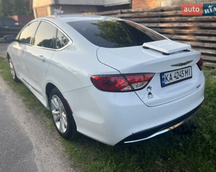 Белый Крайслер 200, объемом двигателя 2.36 л и пробегом 289 тыс. км за 9500 $, фото 10 на Automoto.ua