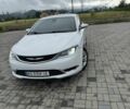 Белый Крайслер 200, объемом двигателя 2.4 л и пробегом 180 тыс. км за 8300 $, фото 4 на Automoto.ua