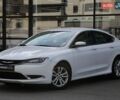 Белый Крайслер 200, объемом двигателя 2.4 л и пробегом 136 тыс. км за 10500 $, фото 1 на Automoto.ua