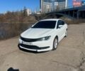 Белый Крайслер 200, объемом двигателя 2.36 л и пробегом 200 тыс. км за 9000 $, фото 1 на Automoto.ua