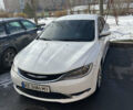 Белый Крайслер 200, объемом двигателя 2.36 л и пробегом 227 тыс. км за 8500 $, фото 1 на Automoto.ua