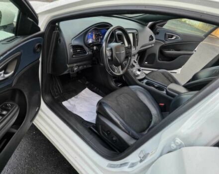 Белый Крайслер 200, объемом двигателя 3.6 л и пробегом 72 тыс. км за 6100 $, фото 8 на Automoto.ua