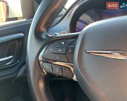 Белый Крайслер 200, объемом двигателя 3.6 л и пробегом 204 тыс. км за 12790 $, фото 18 на Automoto.ua