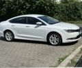 Білий Крайслер 200, об'ємом двигуна 2.4 л та пробігом 233 тис. км за 8434 $, фото 2 на Automoto.ua