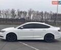 Белый Крайслер 200, объемом двигателя 2.4 л и пробегом 158 тыс. км за 11300 $, фото 6 на Automoto.ua