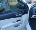 Белый Крайслер 200, объемом двигателя 2.4 л и пробегом 125 тыс. км за 9500 $, фото 8 на Automoto.ua