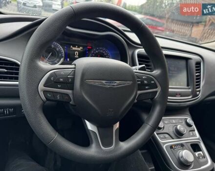 Білий Крайслер 200, об'ємом двигуна 2.4 л та пробігом 101 тис. км за 9500 $, фото 29 на Automoto.ua