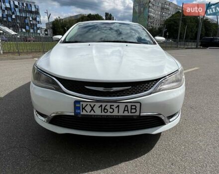Белый Крайслер 200, объемом двигателя 2.36 л и пробегом 200 тыс. км за 9700 $, фото 10 на Automoto.ua