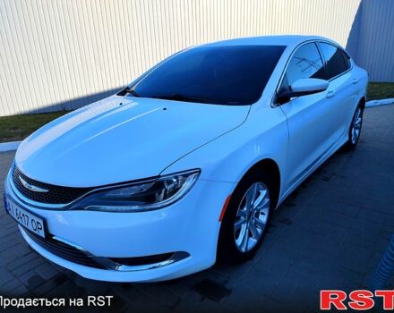 Белый Крайслер 200, объемом двигателя 2.4 л и пробегом 125 тыс. км за 9500 $, фото 13 на Automoto.ua