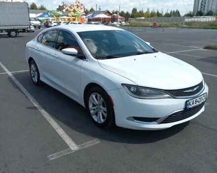 Білий Крайслер 200, об'ємом двигуна 2.36 л та пробігом 178 тис. км за 11200 $, фото 2 на Automoto.ua