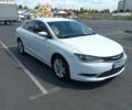 Білий Крайслер 200, об'ємом двигуна 2.36 л та пробігом 178 тис. км за 11200 $, фото 2 на Automoto.ua