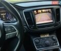 Белый Крайслер 200, объемом двигателя 2.36 л и пробегом 122 тыс. км за 11700 $, фото 2 на Automoto.ua
