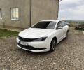 Белый Крайслер 200, объемом двигателя 2.4 л и пробегом 200 тыс. км за 7515 $, фото 1 на Automoto.ua