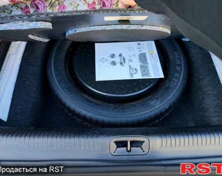 Белый Крайслер 200, объемом двигателя 2.4 л и пробегом 125 тыс. км за 9500 $, фото 5 на Automoto.ua