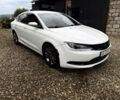 Белый Крайслер 200, объемом двигателя 2.4 л и пробегом 200 тыс. км за 7515 $, фото 1 на Automoto.ua
