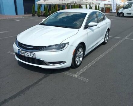 Білий Крайслер 200, об'ємом двигуна 2.36 л та пробігом 178 тис. км за 11200 $, фото 1 на Automoto.ua