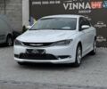 Белый Крайслер 200, объемом двигателя 2.4 л и пробегом 101 тыс. км за 10500 $, фото 4 на Automoto.ua
