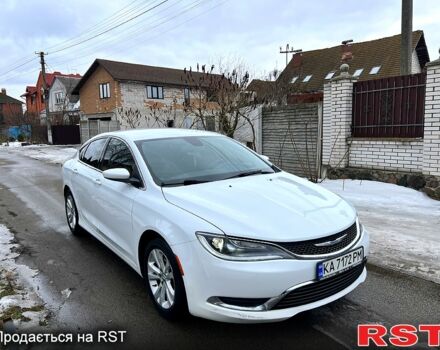 Білий Крайслер 200, об'ємом двигуна 2.4 л та пробігом 238 тис. км за 10700 $, фото 1 на Automoto.ua