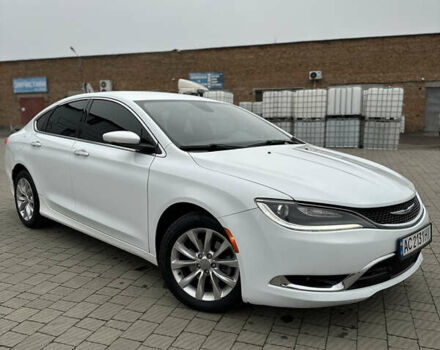 Білий Крайслер 200, об'ємом двигуна 2.36 л та пробігом 270 тис. км за 8700 $, фото 1 на Automoto.ua