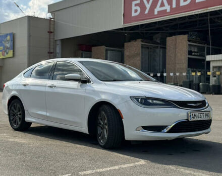 Білий Крайслер 200, об'ємом двигуна 2.36 л та пробігом 199 тис. км за 7700 $, фото 1 на Automoto.ua