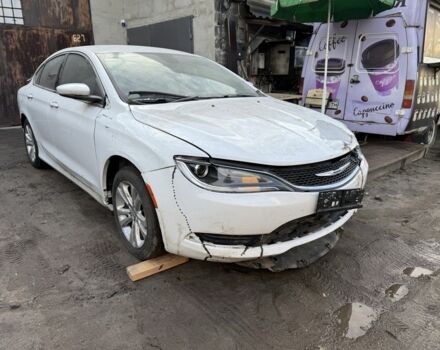 Білий Крайслер 200, об'ємом двигуна 2.4 л та пробігом 122 тис. км за 5200 $, фото 1 на Automoto.ua