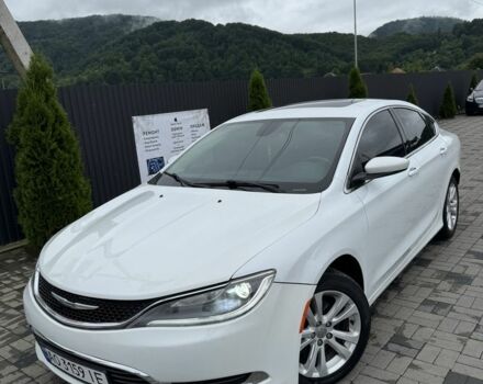 Белый Крайслер 200, объемом двигателя 2.4 л и пробегом 180 тыс. км за 8300 $, фото 1 на Automoto.ua