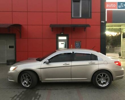 Бежевый Крайслер 200, объемом двигателя 2.4 л и пробегом 85 тыс. км за 8555 $, фото 22 на Automoto.ua