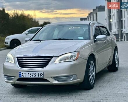 Бежевый Крайслер 200, объемом двигателя 2.4 л и пробегом 85 тыс. км за 8555 $, фото 6 на Automoto.ua