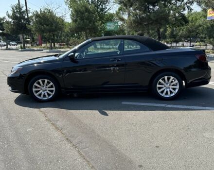 Черный Крайслер 200, объемом двигателя 2.4 л и пробегом 230 тыс. км за 6300 $, фото 2 на Automoto.ua