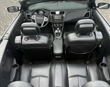 Чорний Крайслер 200, об'ємом двигуна 3.6 л та пробігом 289 тис. км за 7700 $, фото 4 на Automoto.ua